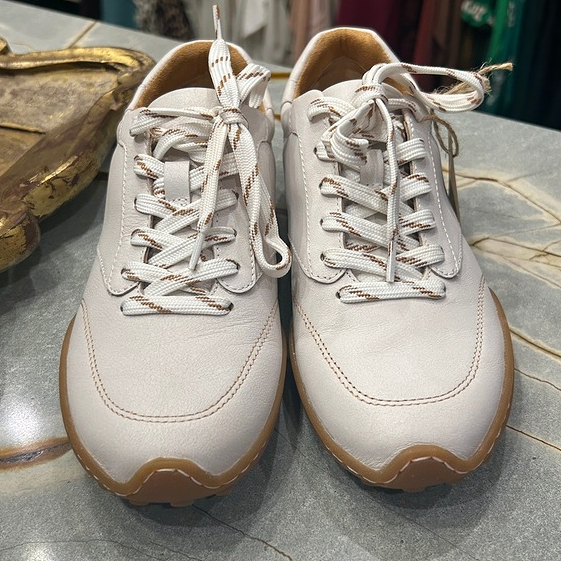 Casual Comfy Low-profile Sneakers