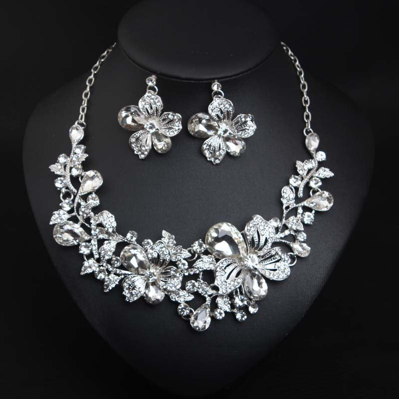 Elegant Flor Bold Statement Necklace Earrings Set