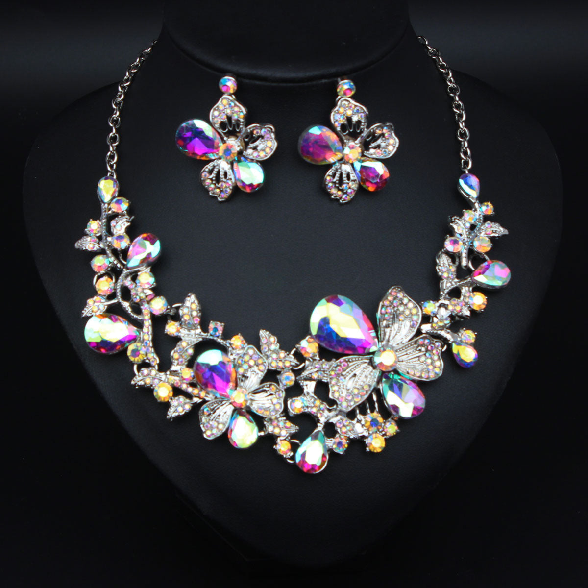 Elegant Flor Bold Statement Necklace Earrings Set