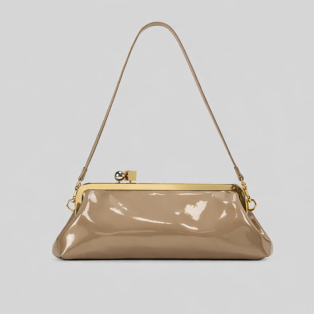Chic Salon Clutch