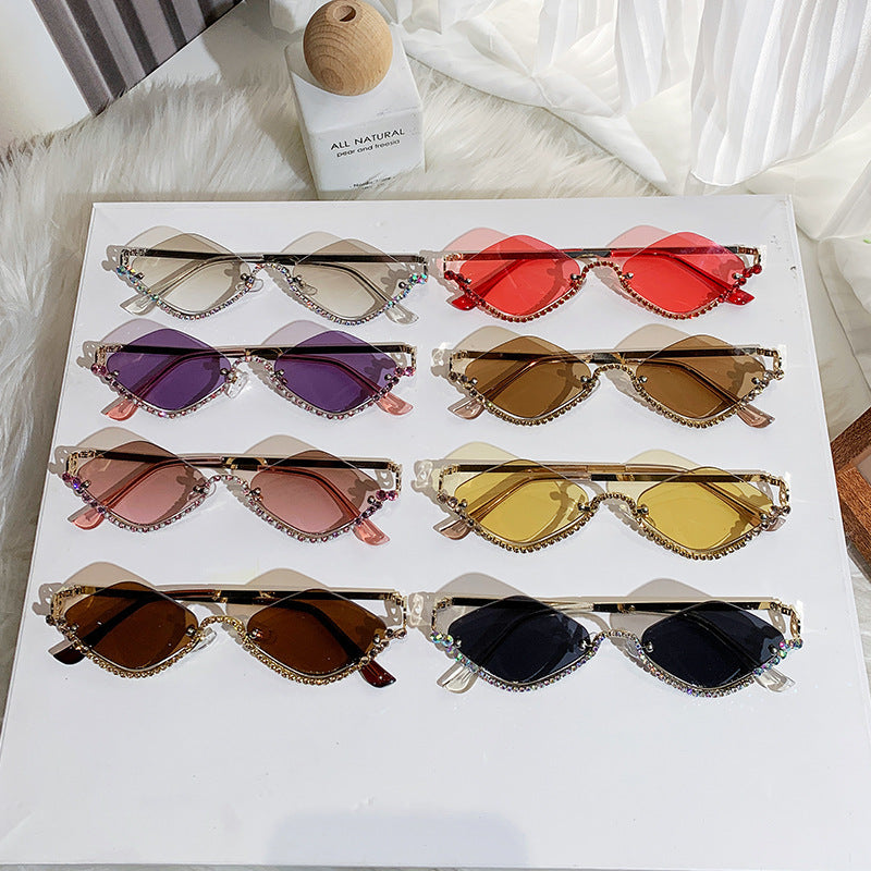 Diamond Shaped Design Sunglasses with UV Protection