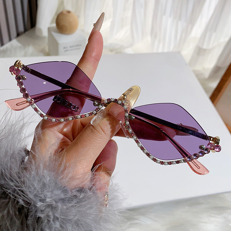 Diamond Shaped Design Sunglasses with UV Protection