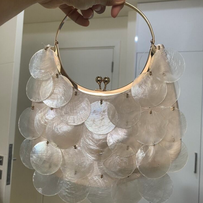 Chill Shell Clutch