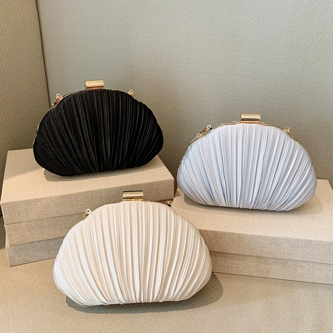 Chill Shell Clutch