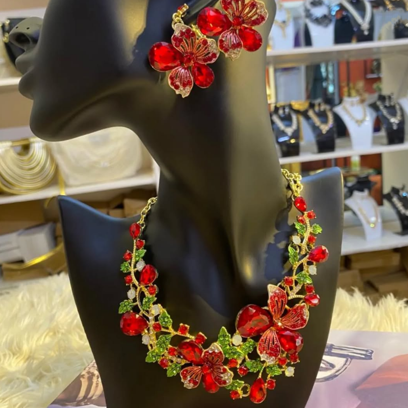 Elegant Flor Bold Statement Necklace Earrings Set
