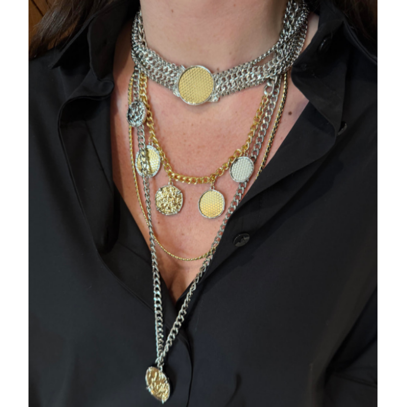 Chic Set Of 4 Necklace
