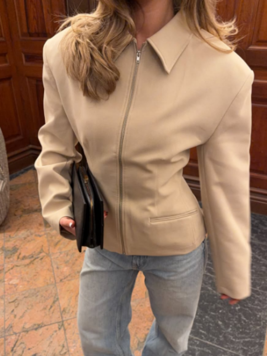 Waist-cinching Zippered Lapel Jacket