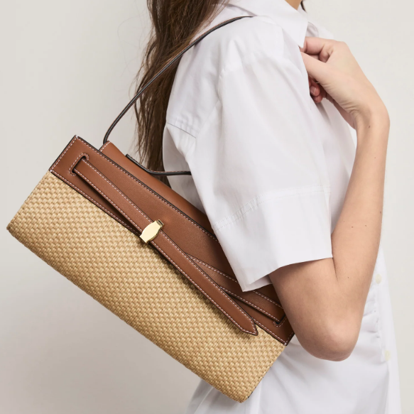 Chic Clutch