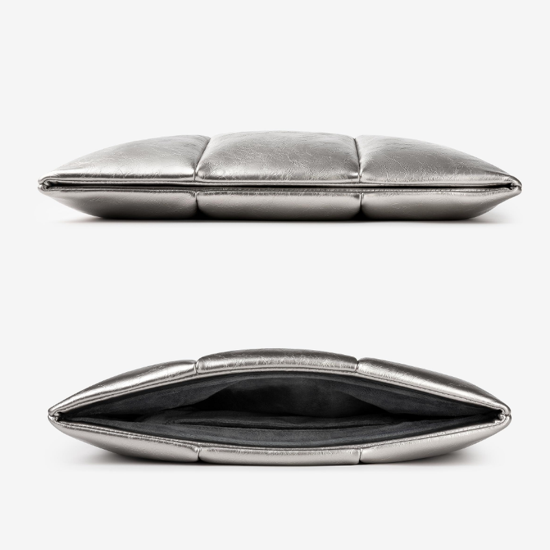 Puff Magnetic Suction Laptop Sleeve