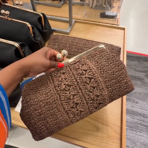 Straw Kiss Lock Clutch Bag