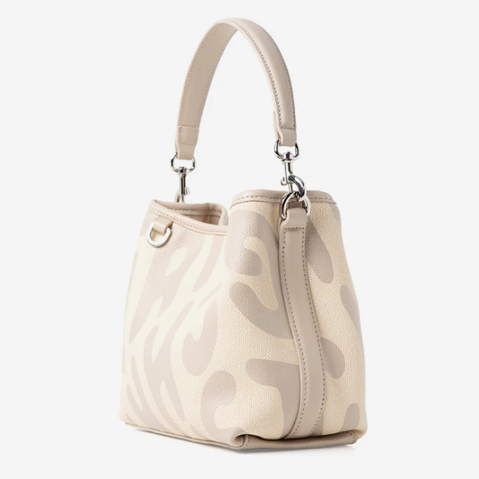 The Simple Shoulder Bag
