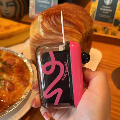 Automatic Pop-up Portable Floss Dispenser With 10 Pcs Dental Floss