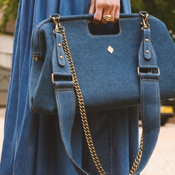 Cutout Handle Bag