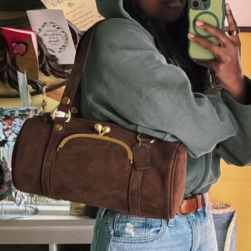 Chill Boston Cylinder Barrel bag
