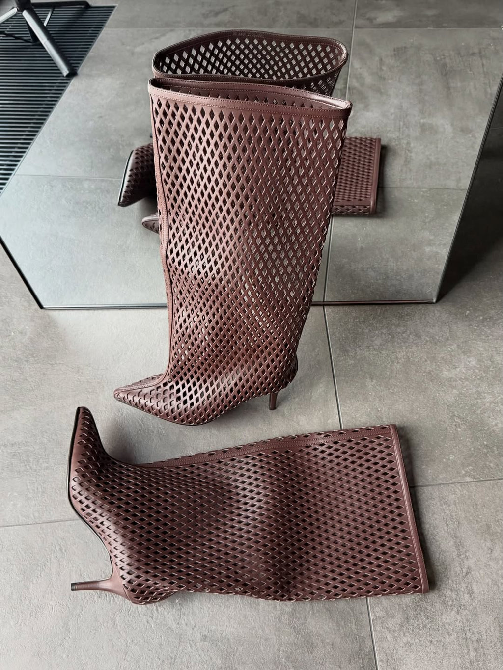 Women's Breathable Hollow Boots