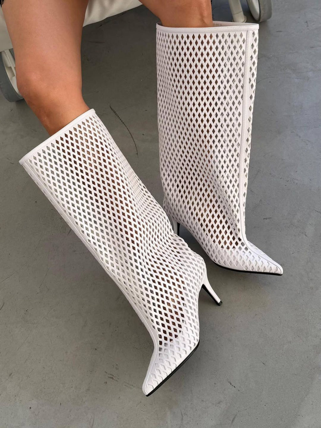 Women's Breathable Hollow Boots